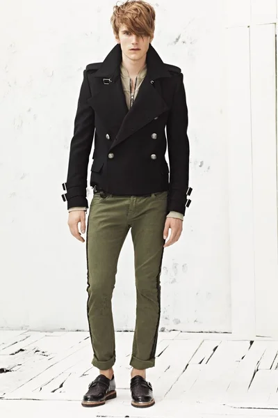 Look 18